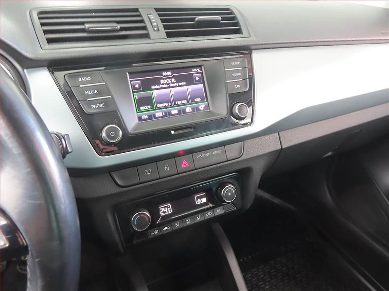 Škoda Fabia (2013) Monte Carlo 1.2 TSI - fotka 12 z 14