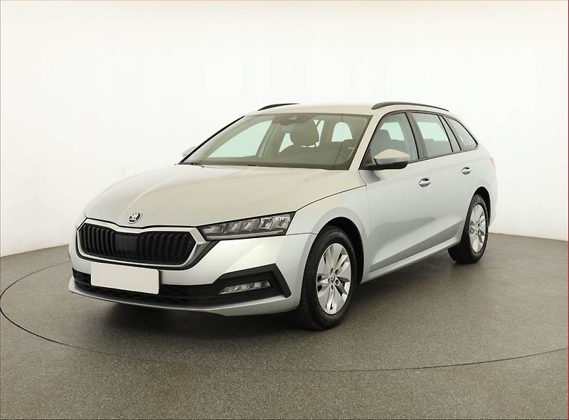 Škoda Octavia (2023) Ambition 2.0 TDI, ČR,1.maj - fotka 2 z 19
