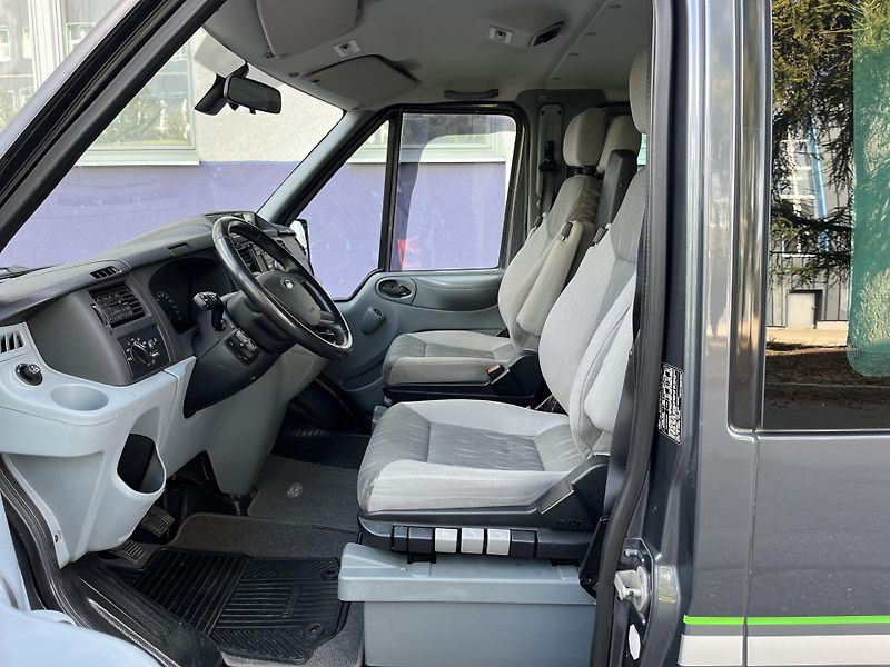 Ford Transit 2,2 TDCi EUROLINE /7-míst/  - fotka 10 z 29