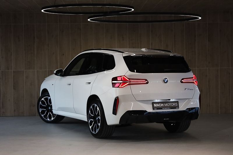 BMW X3 20d xDrive, Tažné, Harman - fotka 4 z 37