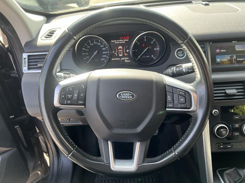 Land Rover Discovery Sport 2.0D 110 kW - fotka 9 z 15