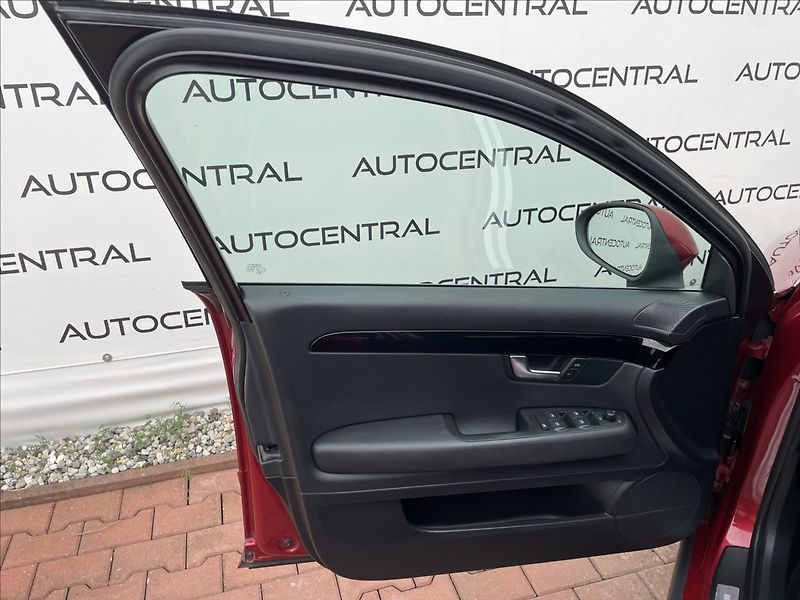 Seat Exeo 2,0 TDi,105kW,STK 6/28 - fotka 20 z 23