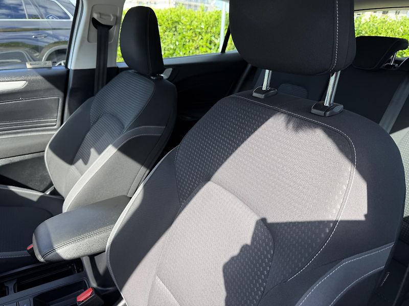 Ford Focus (2019) 1.0 ecoboost 92 kw/DPH - fotka 17 z 23