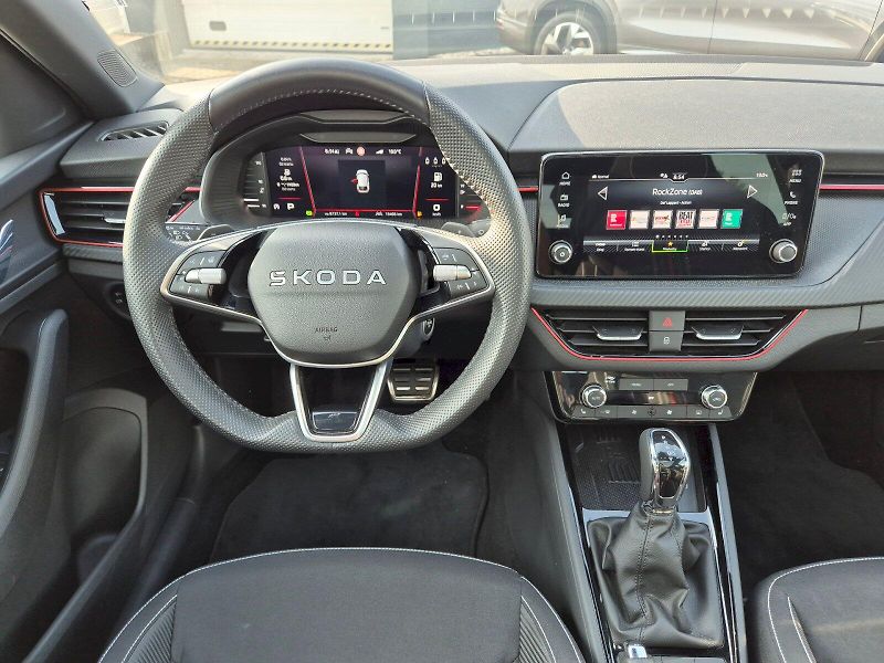 Škoda Scala (2025) Monte Carlo 1.0 TSI 85 kW 7°DS - fotka 24 z 34