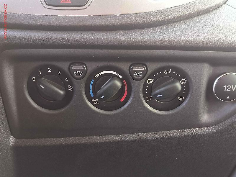 Ford Transit (2018) 2.0TDCi L2H2, Trend, AC - fotka 14 z 19