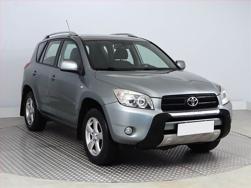 Toyota RAV4 (2007) 2.0 VVT-i, 4X4, Tempomat - fotka 1 z 15