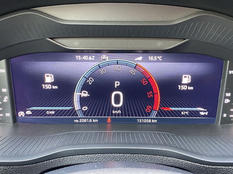 Škoda Karoq (2023) 2.0 TDI 4x4 DSG Style Plus - fotka 7 z 35