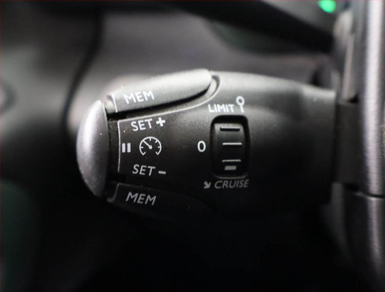 Citroën Berlingo (2019) Feel 1.5 BlueHDi, 5Míst, ČR - fotka 18 z 20