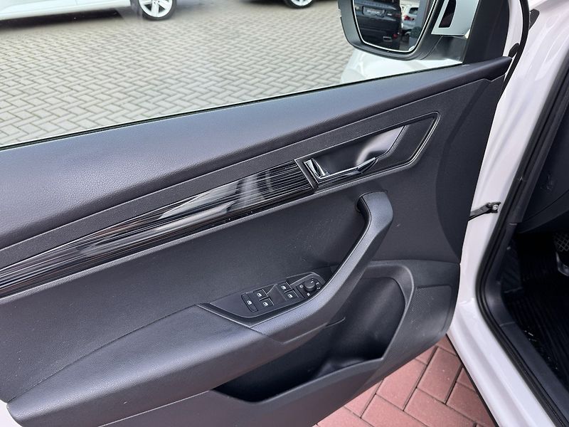 Škoda Karoq (2019) 2.0TDi Style LED Navi Tempomat - fotka 26 z 49