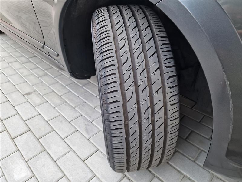 Volvo V90 D4 AWD Cross Country,ČR,1.Maj - fotka 45 z 50