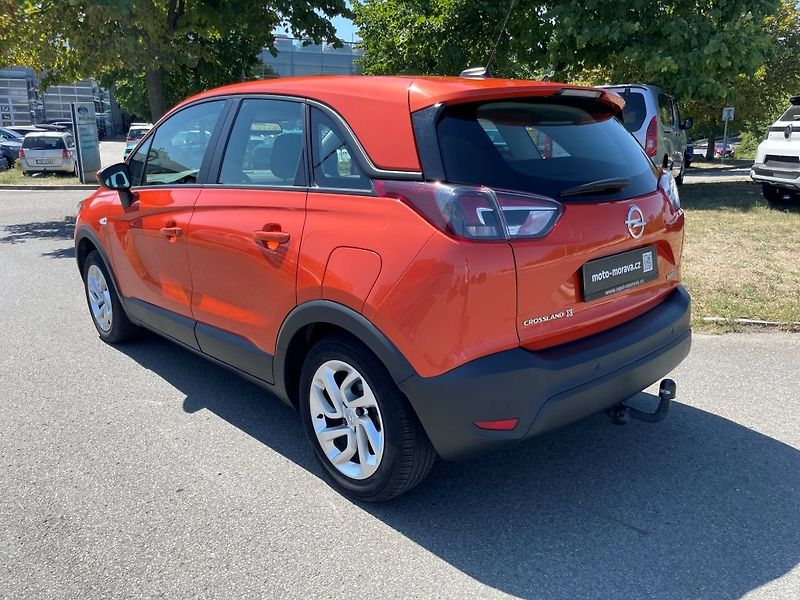 Opel Crossland X Enjoy 1,2 Turbo, ČR, 1. maj - fotka 3 z 33