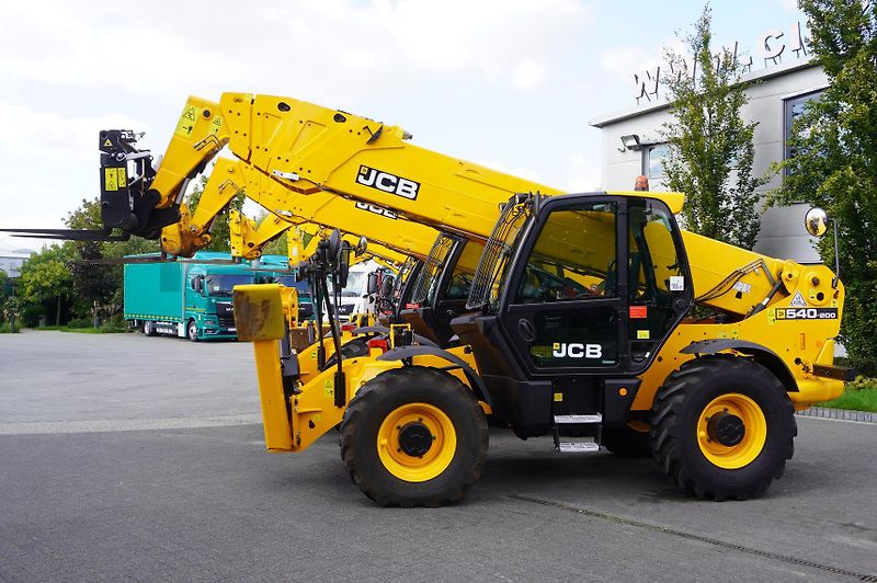 JCB (2019) 540-140 telescopic loader  - fotka 4 z 4