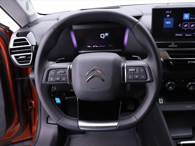 Citroën C4 1,2 PT 96kW Shine Aut Kůže HUD - fotka 23 z 38