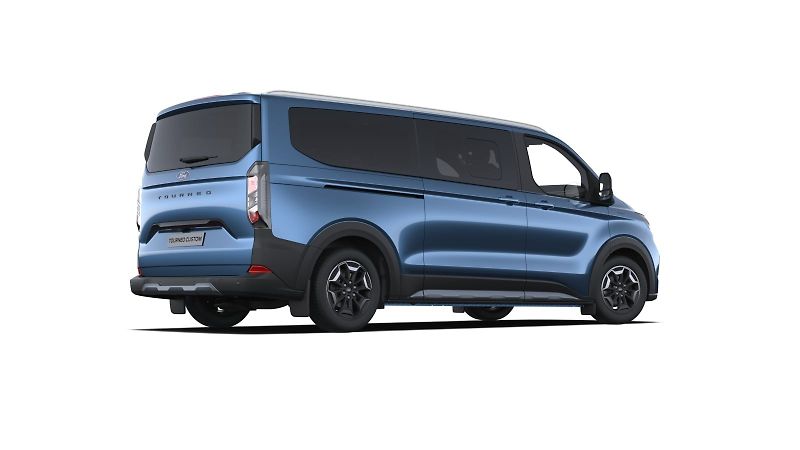 Ford Tourneo Custom (2026) L2 ACTIVE 2,0 EcoBlue 125 kW / - fotka 3 z 9