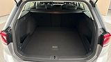 Volkswagen Passat 2.0 TDI DSG Elegance Variant - náhled 17