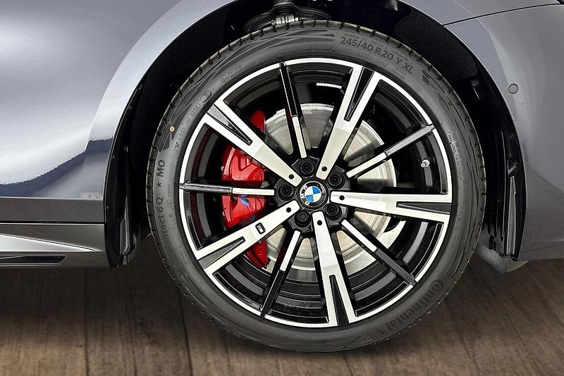 BMW Řada 5 540d xDrive Touring - fotka 5 z 16