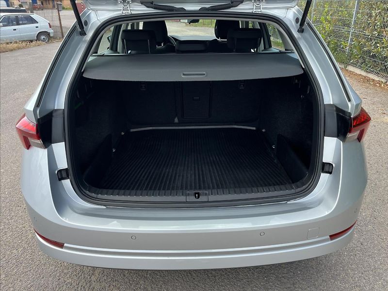 Škoda Octavia 2,0 TDi 110KW DSG 4x4 TZ -DPH - fotka 40 z 52