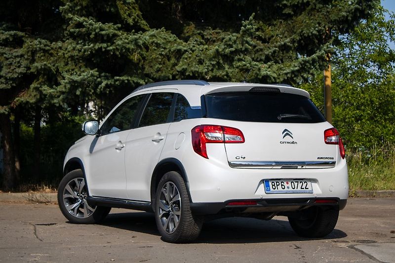 Citroën C4 Aircross - fotka 7 z 22