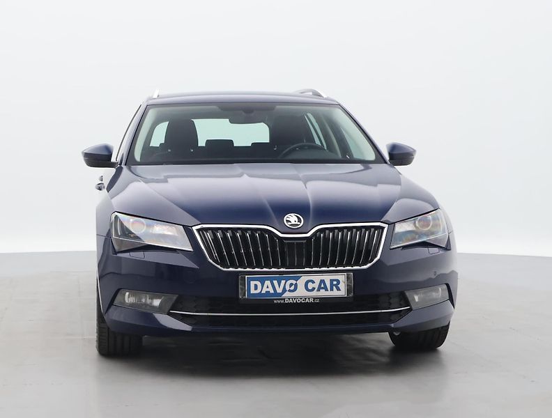 Škoda Superb 2,0 TDI 110kW CZ 4x4 Xenon - fotka 2 z 30