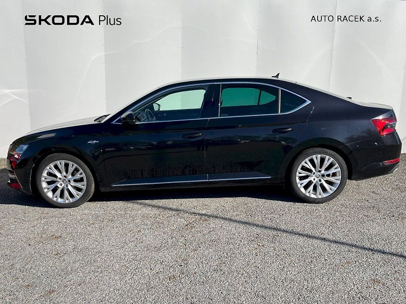 Škoda Superb (2019) 2.0 TDI 140kW L&K 4x4 DSG - fotka 3 z 27