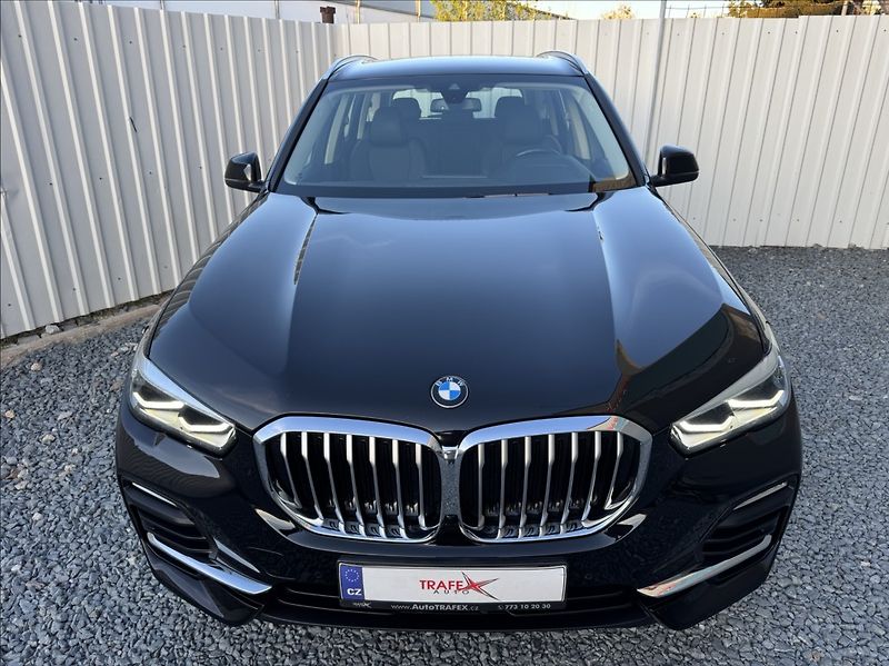 BMW X5 3,0 xDrive 30d DPH 1.maj. ČR - fotka 6 z 50