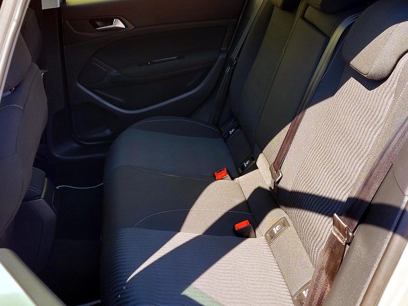 Peugeot 308 HDi DIGIKLIMA,MÁLO NAJETO    - fotka 20 z 47