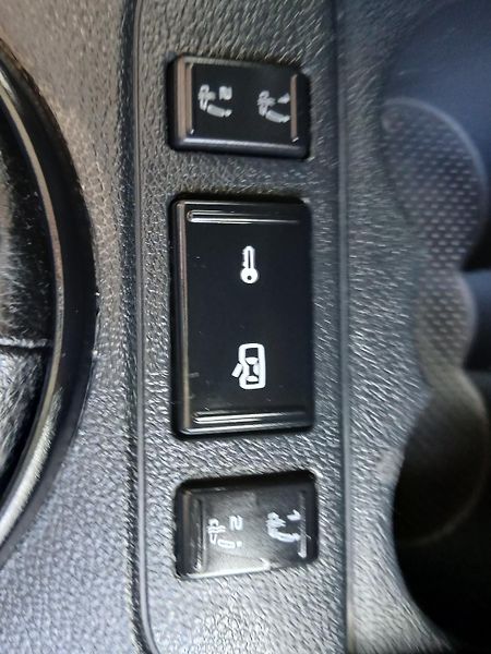 Škoda Roomster 1.2 HTP KLIMA - fotka 26 z 35