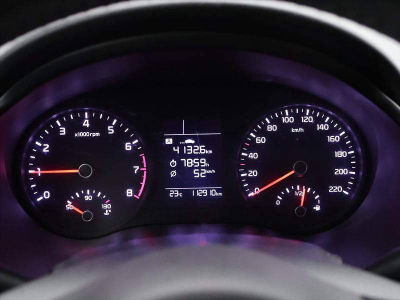 Kia Stonic 1,3 CVVT 61kW CZ Comfort - fotka 18 z 33