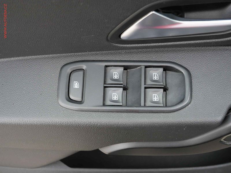 Dacia Duster (2021) 1.5 dCi 4WD, 1.maj,ČR - fotka 14 z 19