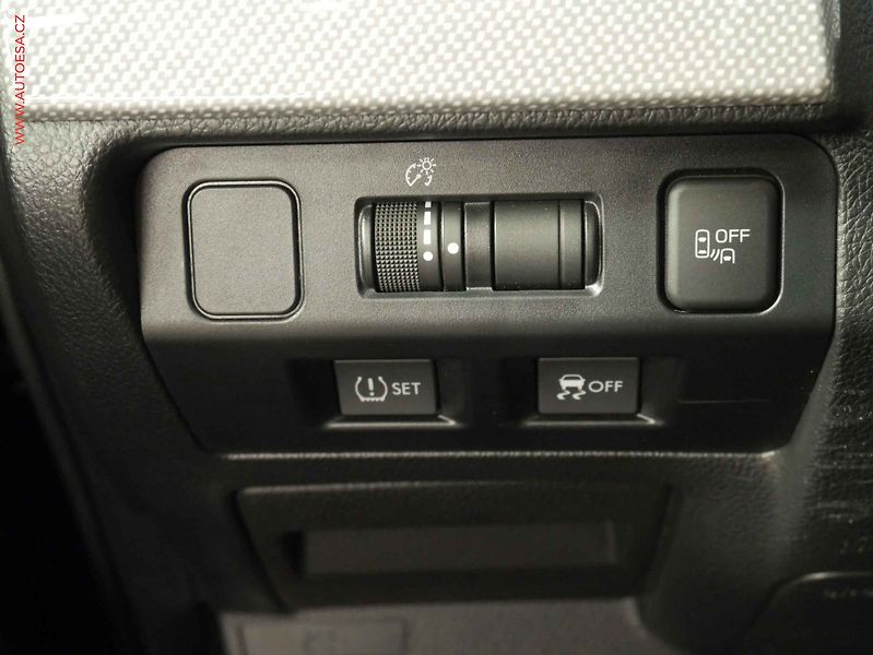 Subaru Levorg (2015) 1.6T 4x4, 1.maj, AT, xenon - fotka 20 z 25