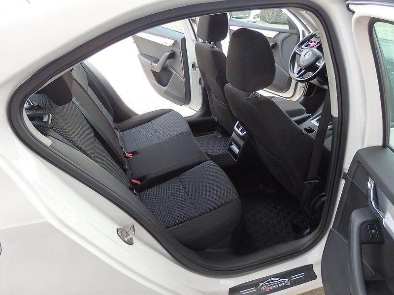 Škoda Octavia 1.4 TSI 81 kW G-TEC CNG - fotka 9 z 17