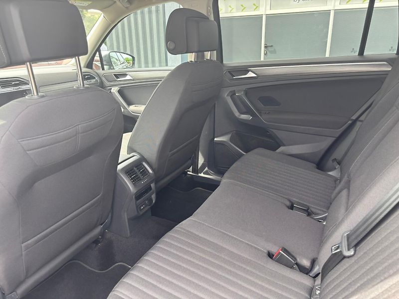 Volkswagen Tiguan - fotka 17 z 18
