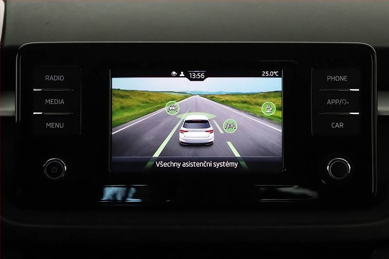Škoda Fabia (2023) Ambition 1.0 TSI, ČR,1.maj - fotka 10 z 17