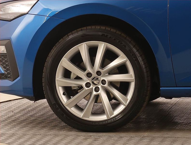 Škoda Scala (2024) Top Selection 1.0 TSI - fotka 15 z 23