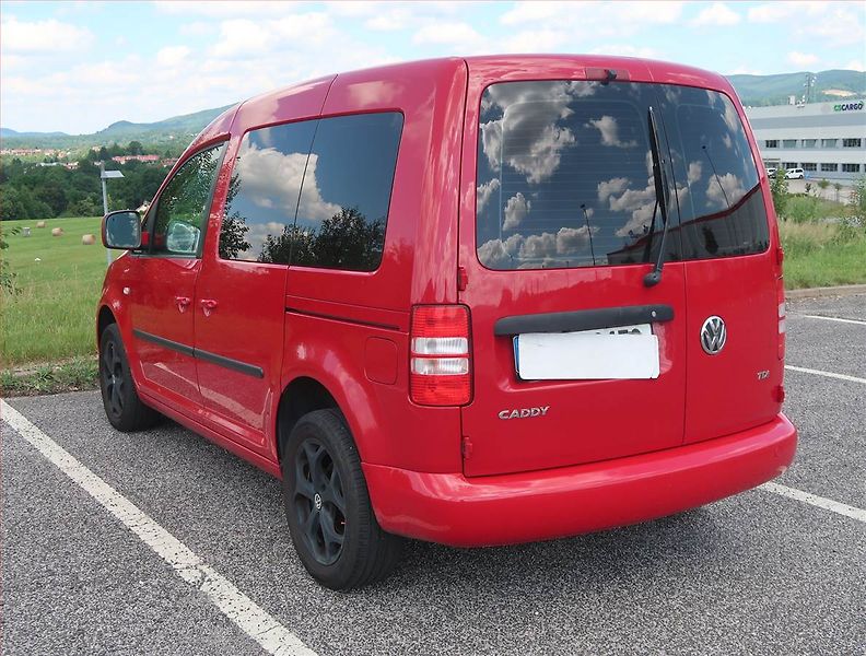 Volkswagen Caddy (2015) 1.6 TDI, 5Míst, ČR - fotka 4 z 16