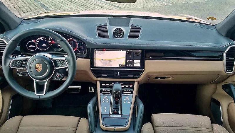 Porsche Cayenne S.