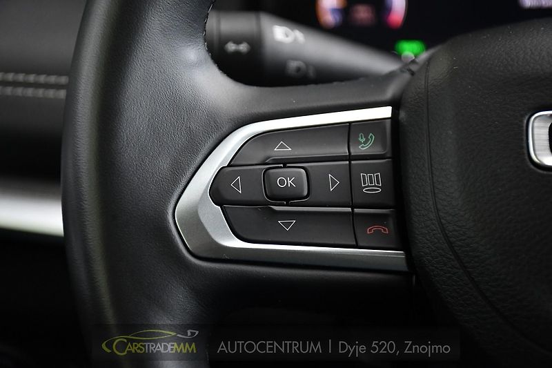 Jeep Compass 1.5l GSE T4 48V e-Hybrid - fotka 29 z 52