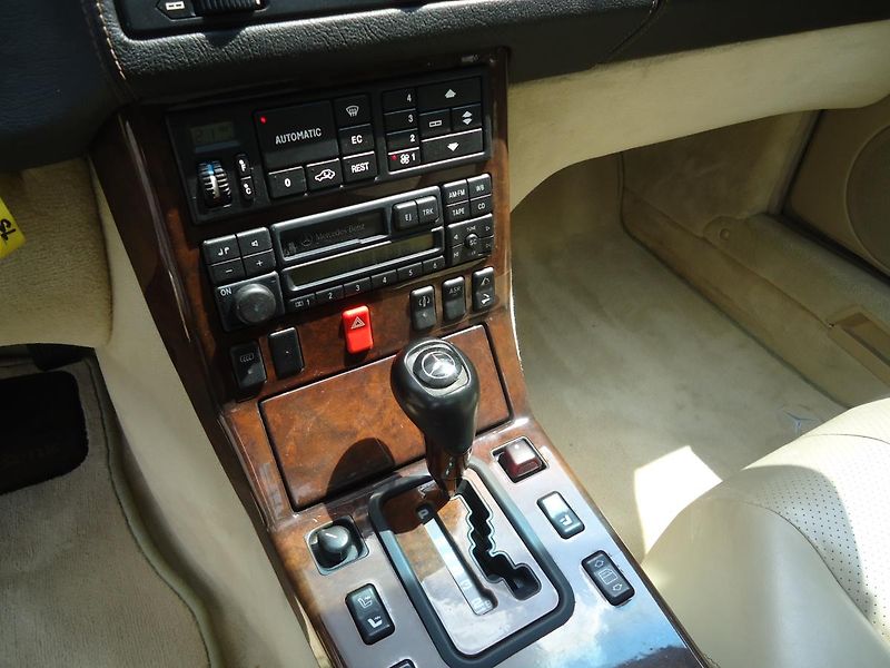 Mercedes-Benz SL (1995) SL 600 - fotka 14 z 21
