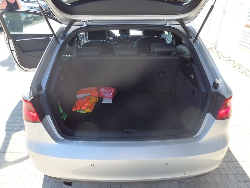 Audi A3 1.2 TFSI 6x AIRBAG, NAVIGACE - fotka 8 z 18