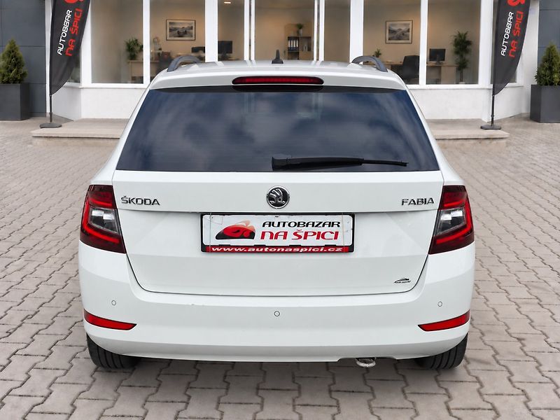 Škoda Fabia (2019) 1.0TSI 81kW STYLE -ČR-DPH - fotka 6 z 19