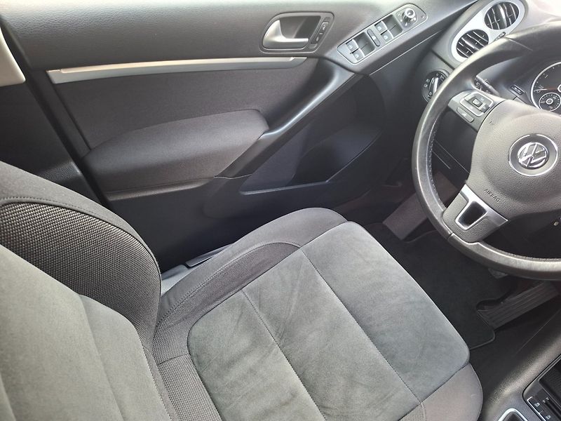 Volkswagen Tiguan (2014) 2.0TDI 103kW 6MAN - fotka 12 z 47