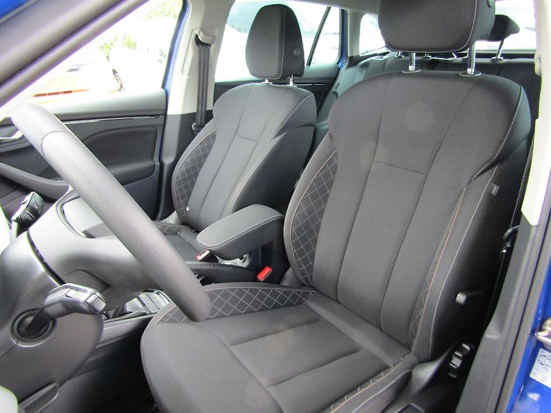 Škoda Scala (2021) 125 Let 1.0 TSI 81KW - fotka 18 z 30