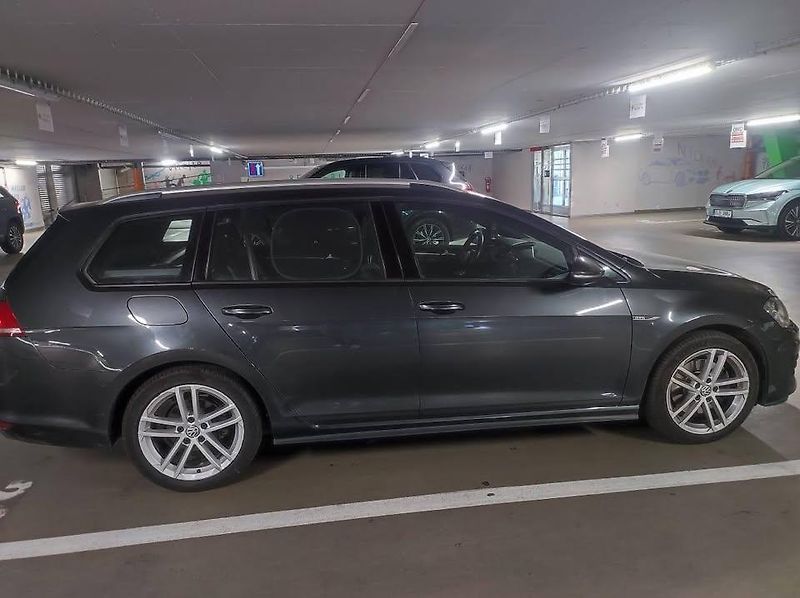 Volkswagen Golf (2016) - fotka 4 z 9