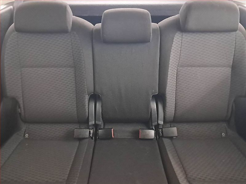 Škoda Roomster (2012) 1.4 16V, Park. senzory - fotka 10 z 17