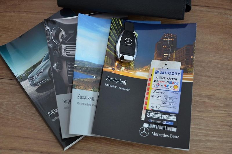 Mercedes-Benz Třídy B (2014) B 180 CDi / NAVI / Bi-XENON - fotka 32 z 32