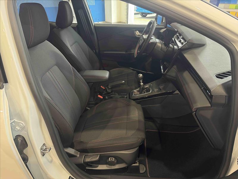 Ford Puma (2026) 1,0 EcoBoost mHEV 92 kW/125 ko - fotka 13 z 17