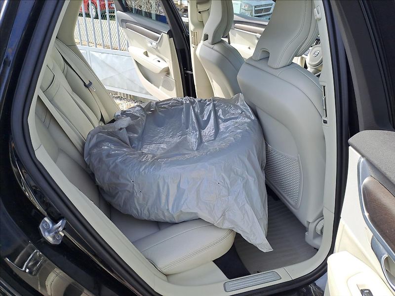 Volvo V90 2,0 T5 KOUPENO CZ,1.MAJITEL - fotka 7 z 19