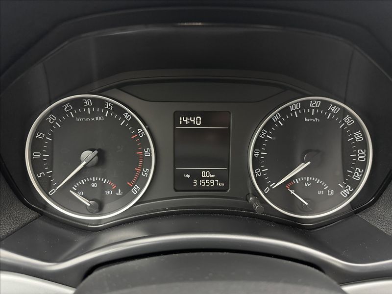 Škoda Octavia 1,6 TDi 77kW KLIMATIZACE SWING - fotka 9 z 24