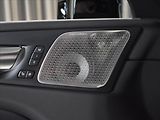 Volvo XC60 2,0 T8 AWD Ultra B&W,masáže, - náhled 18