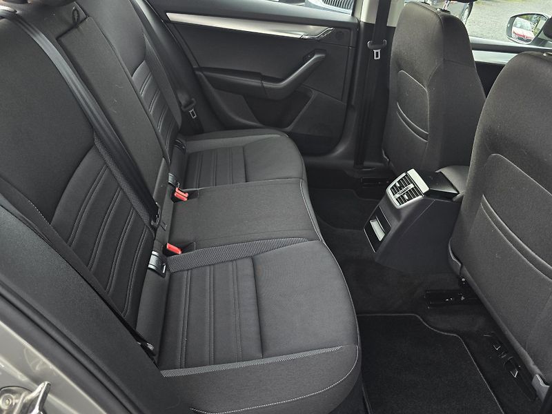 Škoda Octavia 1.4TSI V PROVOZU OD 4/2019   - fotka 15 z 26